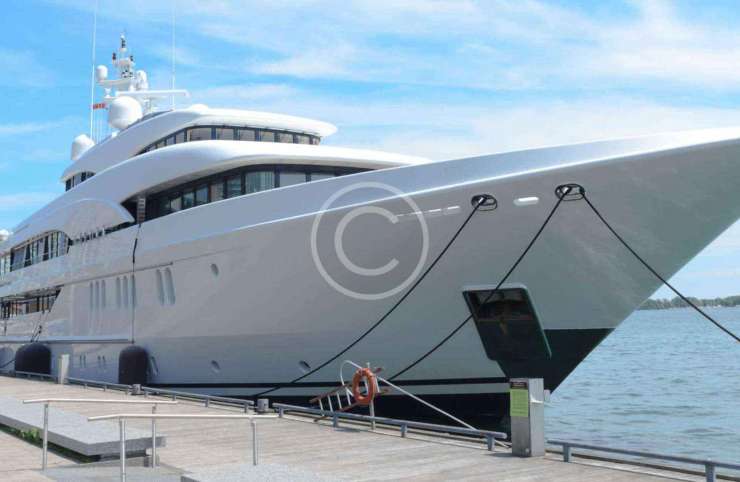 yacht charter